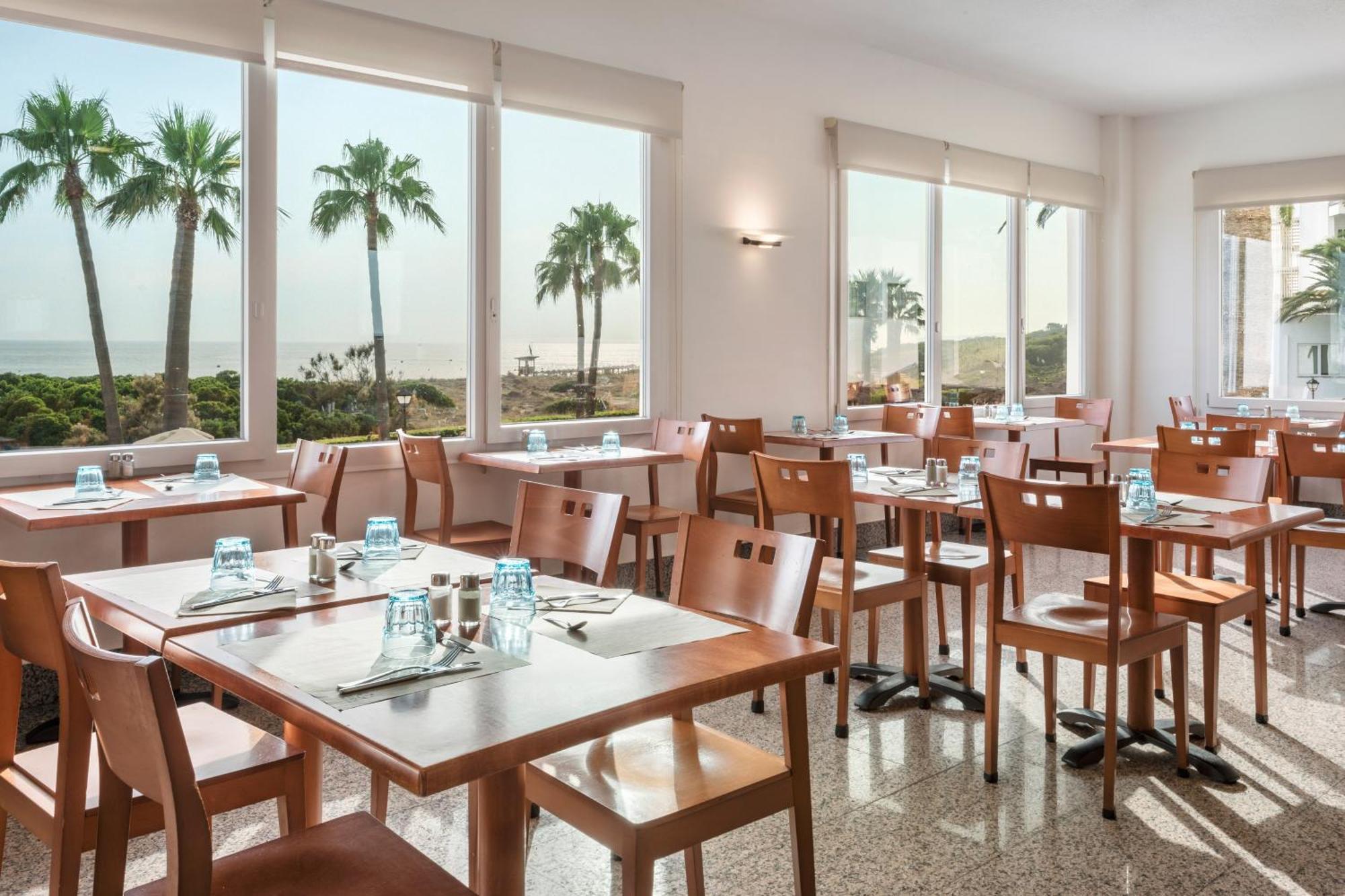 Hotel Sol Milanos Pingüinos