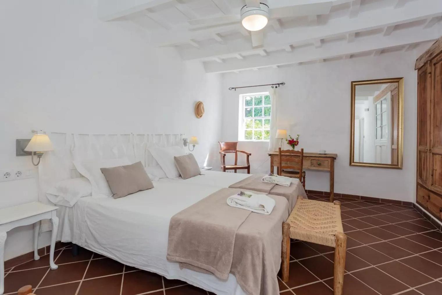 Menorca Llimpet Farm stay Alaior