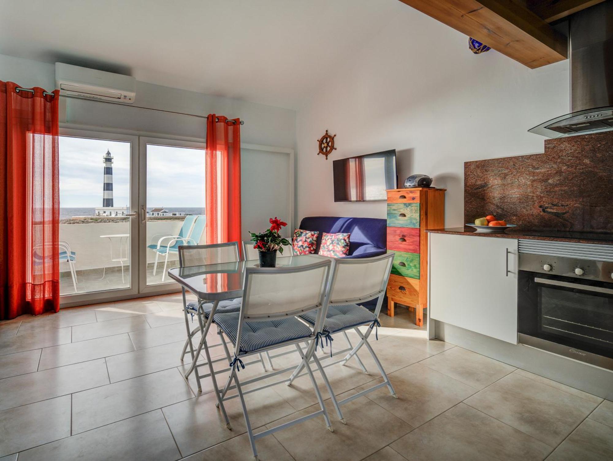 Apartamento Vista Faro-apartamento Con Balcon Que Mira Al Mar Cala'N Bosch (Menorca)