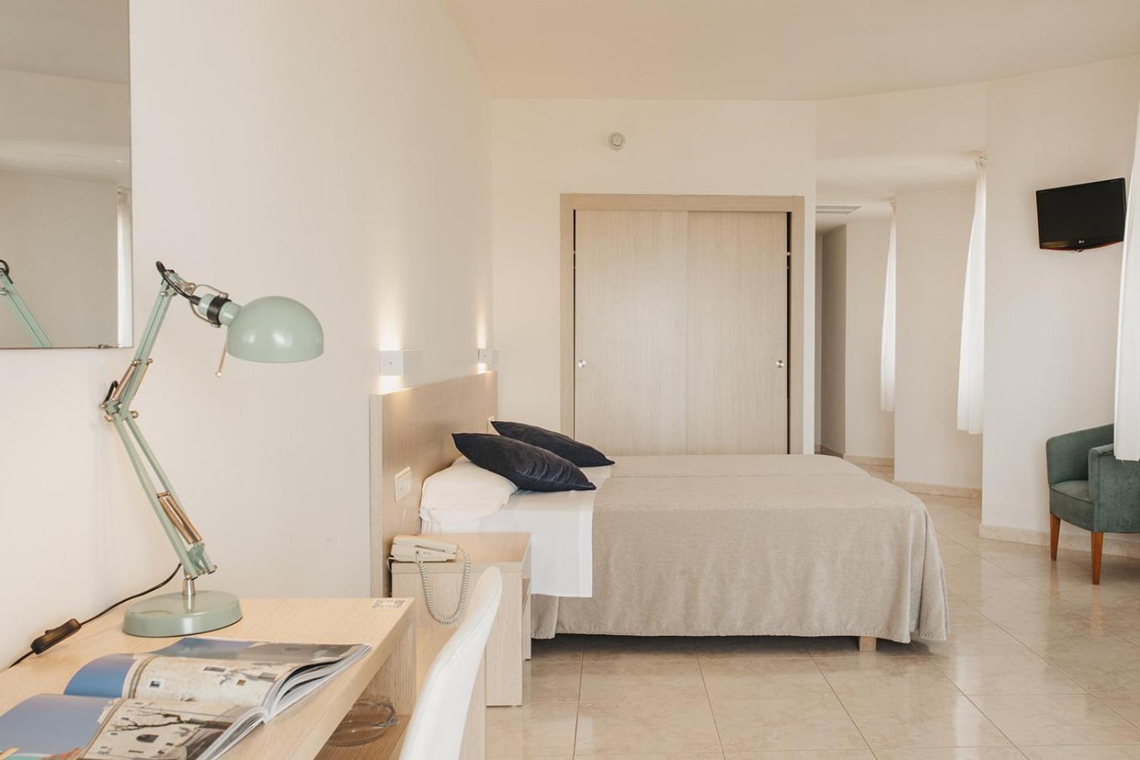 Xaloc Playa 3* Punta Prima (Menorca)
