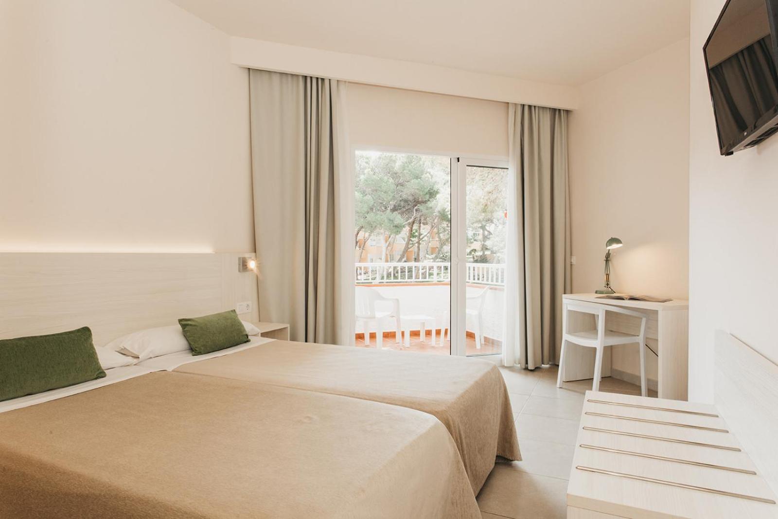 Xaloc Playa Hotel 3*