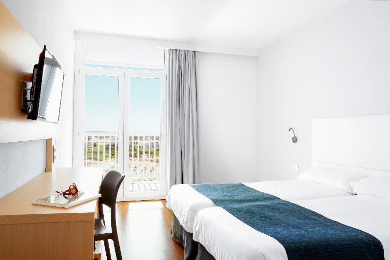 Globales Cala'n Bosch Hotel Cala'N Bosch (Menorca)