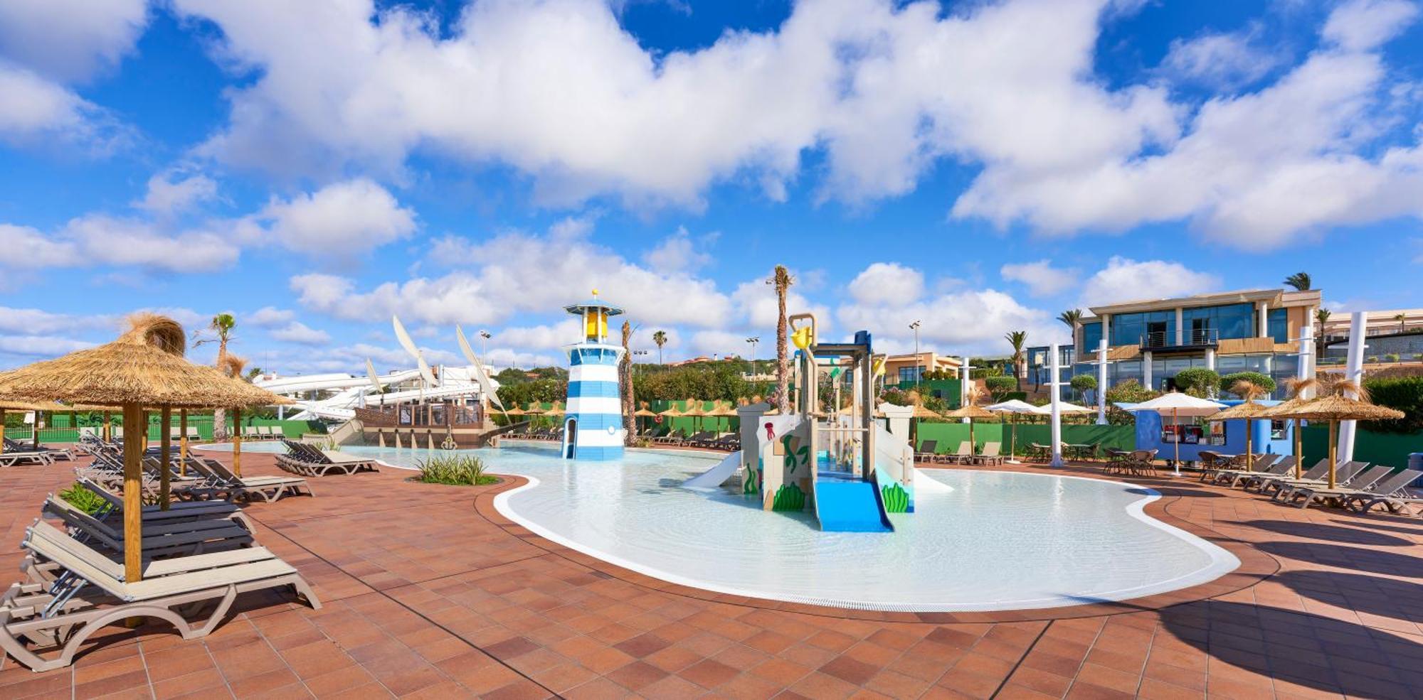 Apartahotel Insotel Punta Prima Prestige Suites&spa 5*