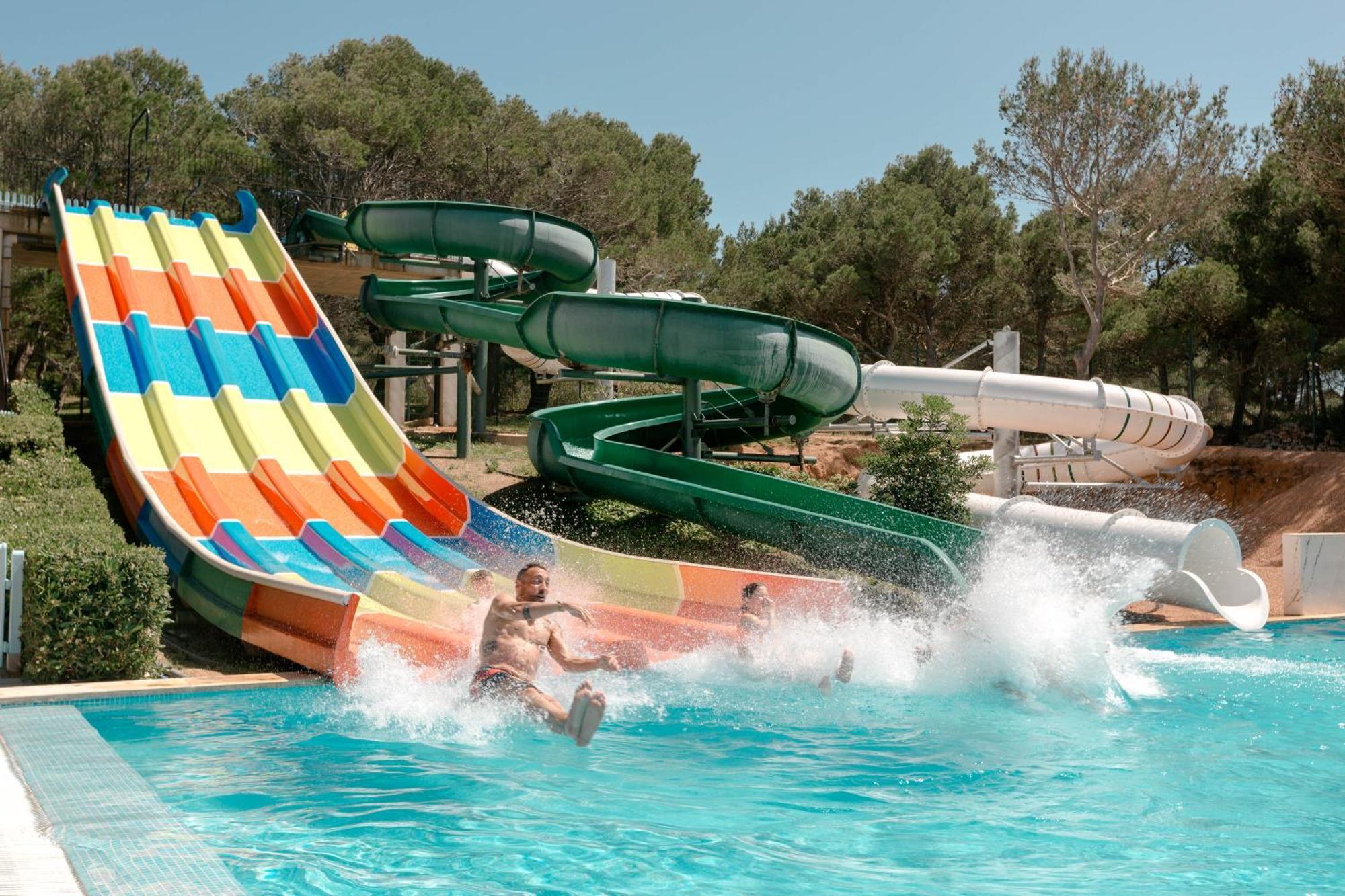 Club Aguamarina Hotel