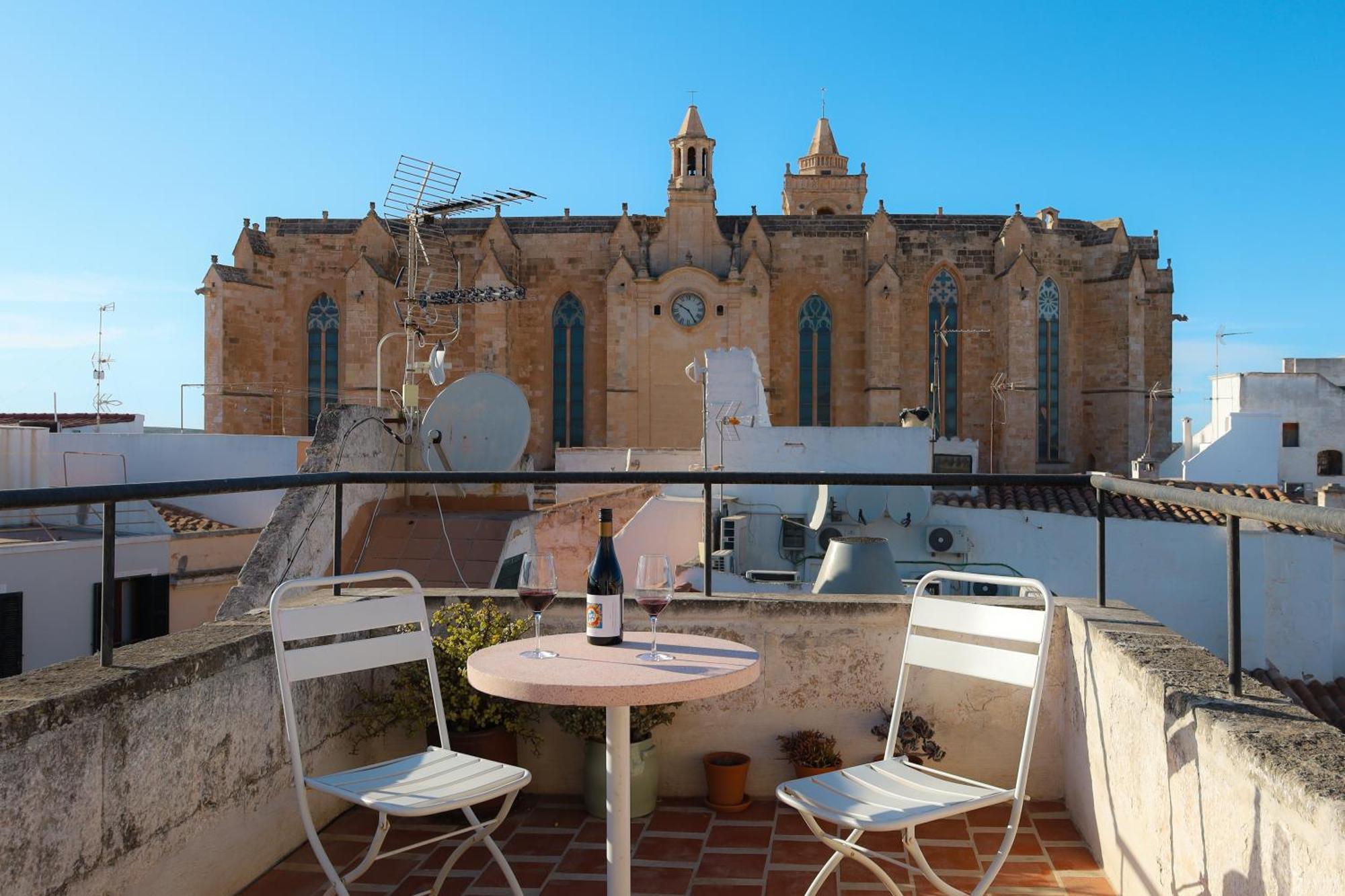 Fragile Hotel Ciutadella (Menorca)