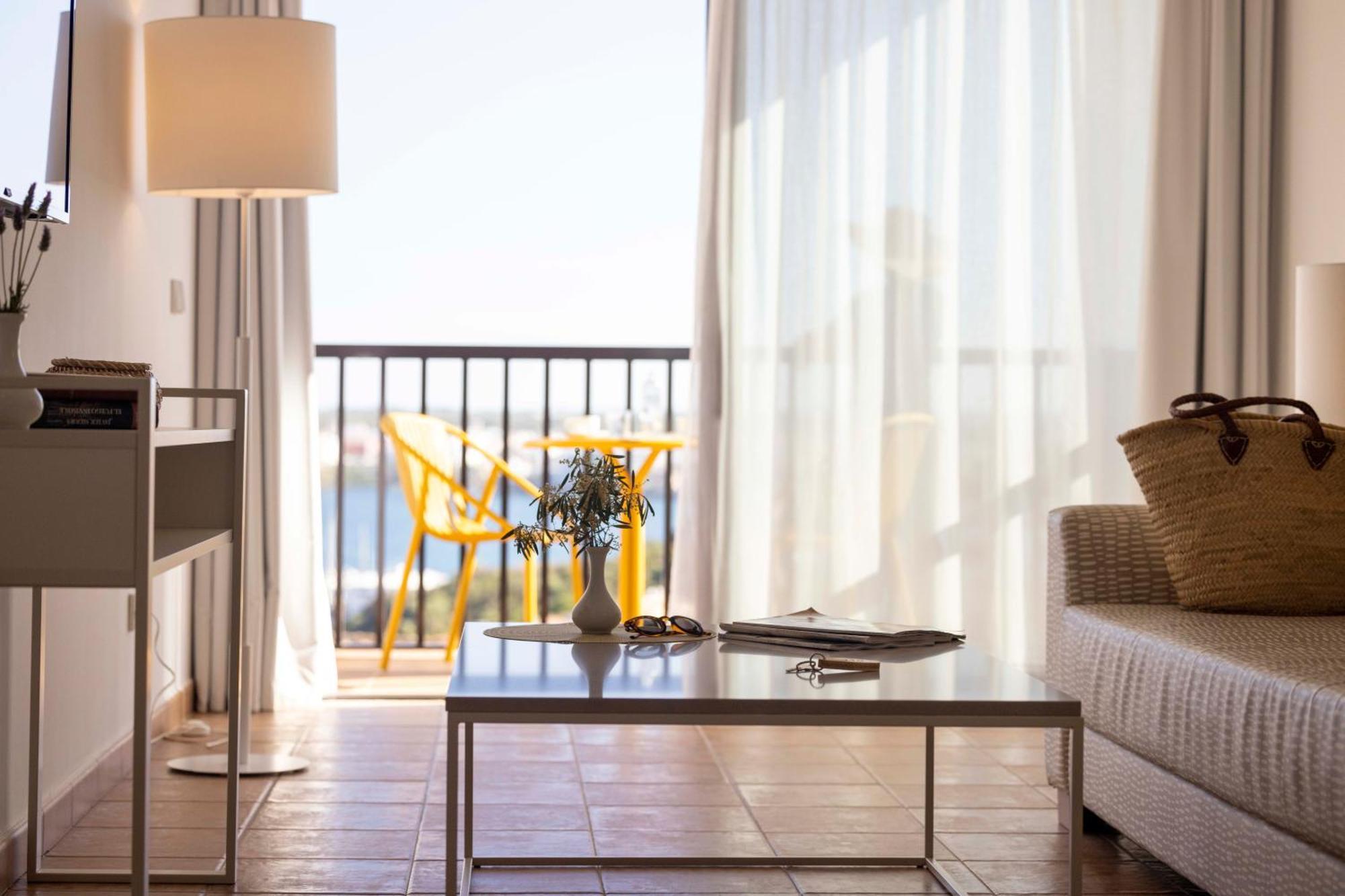 Calallonga Menorca Hotel
