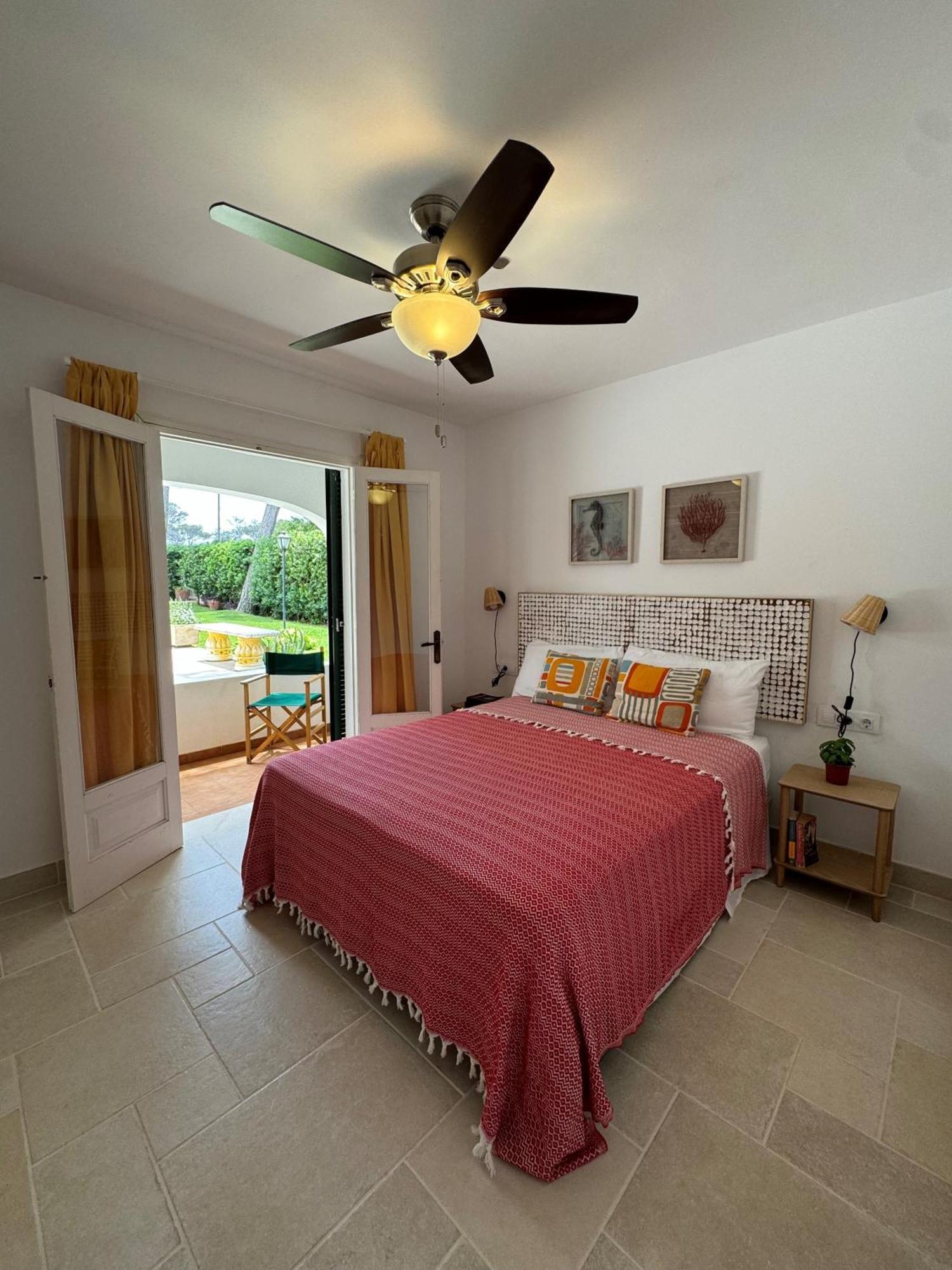 Apartamento With Garden And Swimming And Cala Blanca (Menorca)
