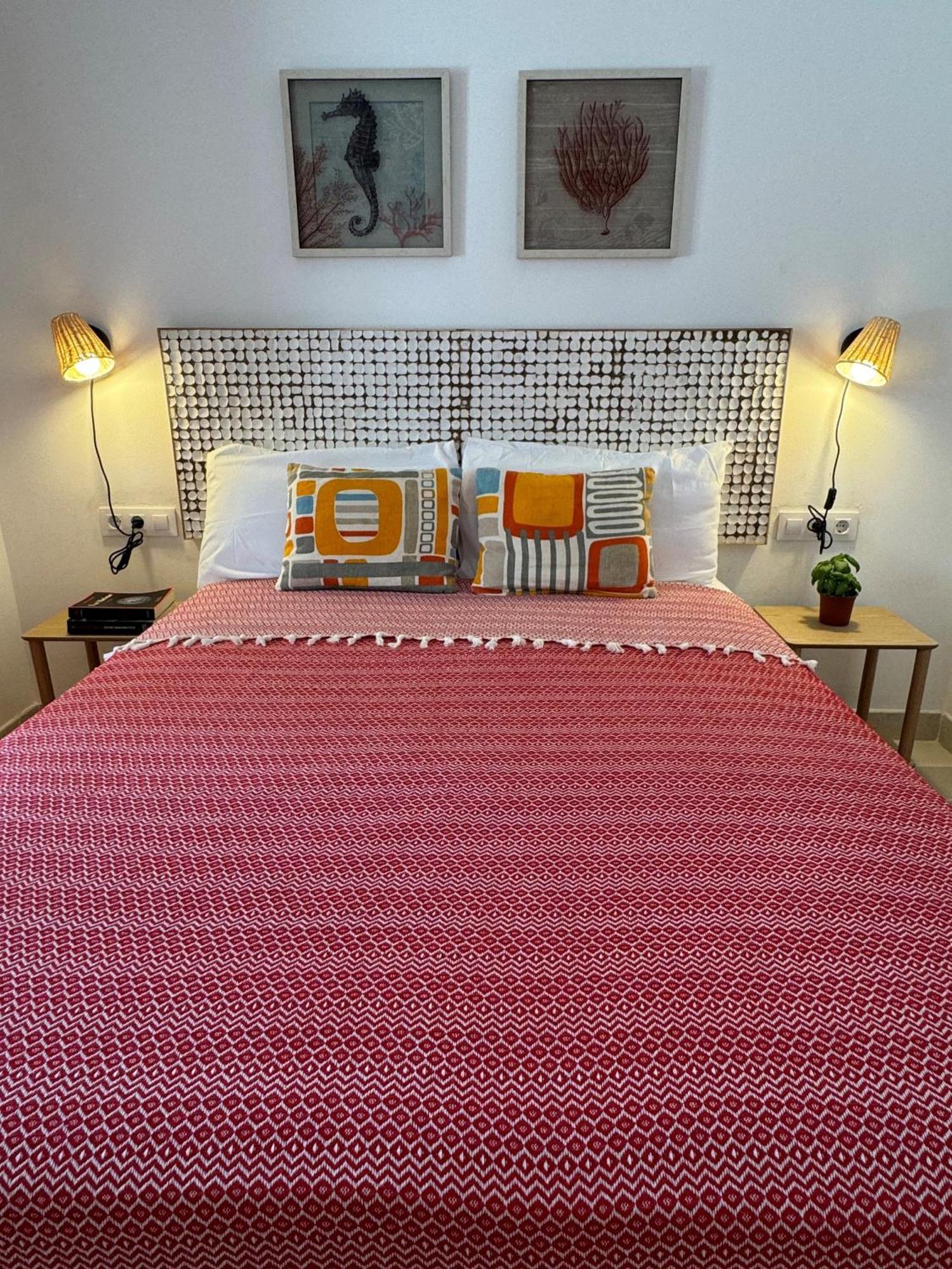 Apartamento With Garden And Swimming And Cala Blanca (Menorca)