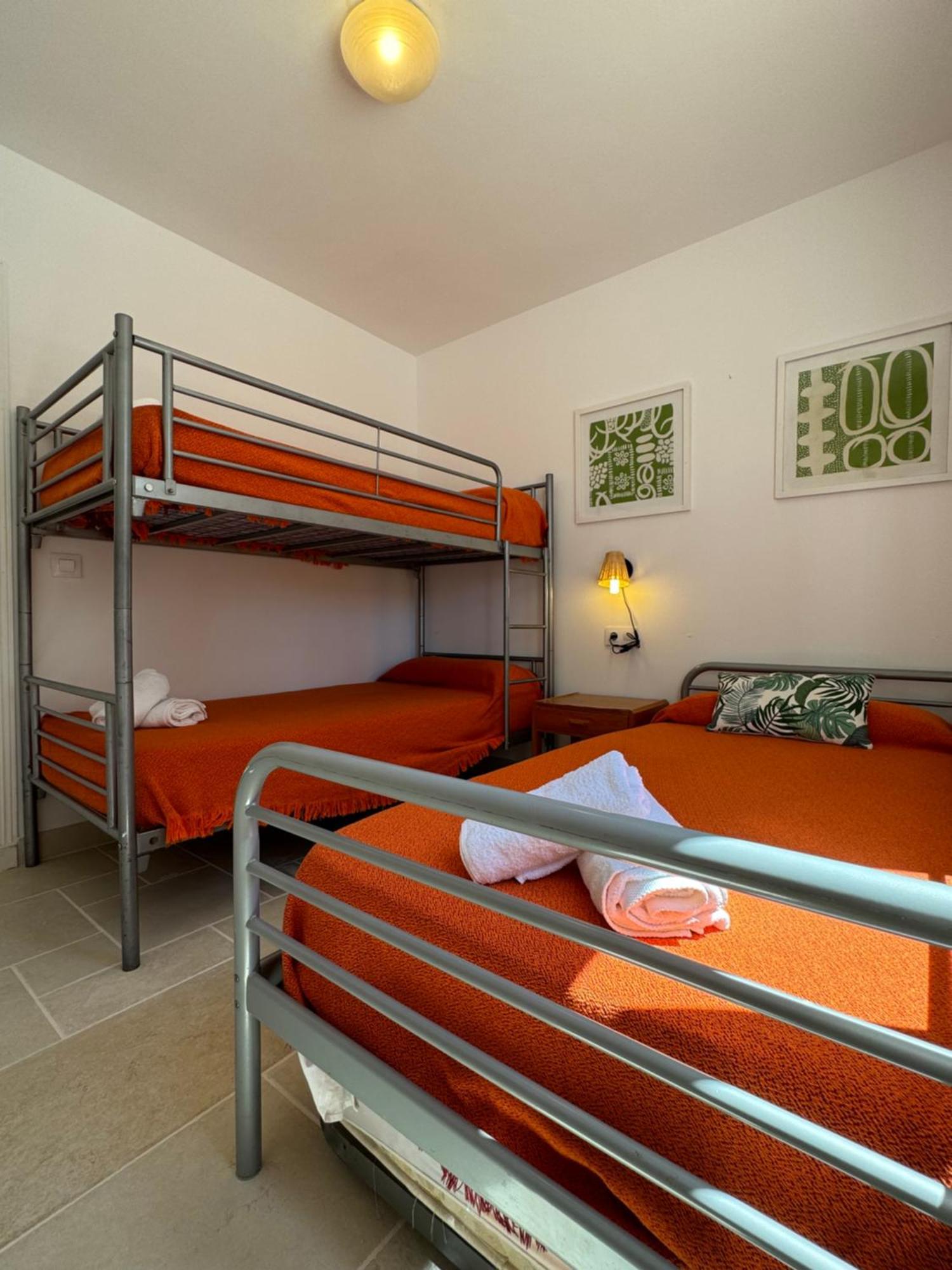 Apartamento With Garden And Swimming And Cala Blanca (Menorca)
