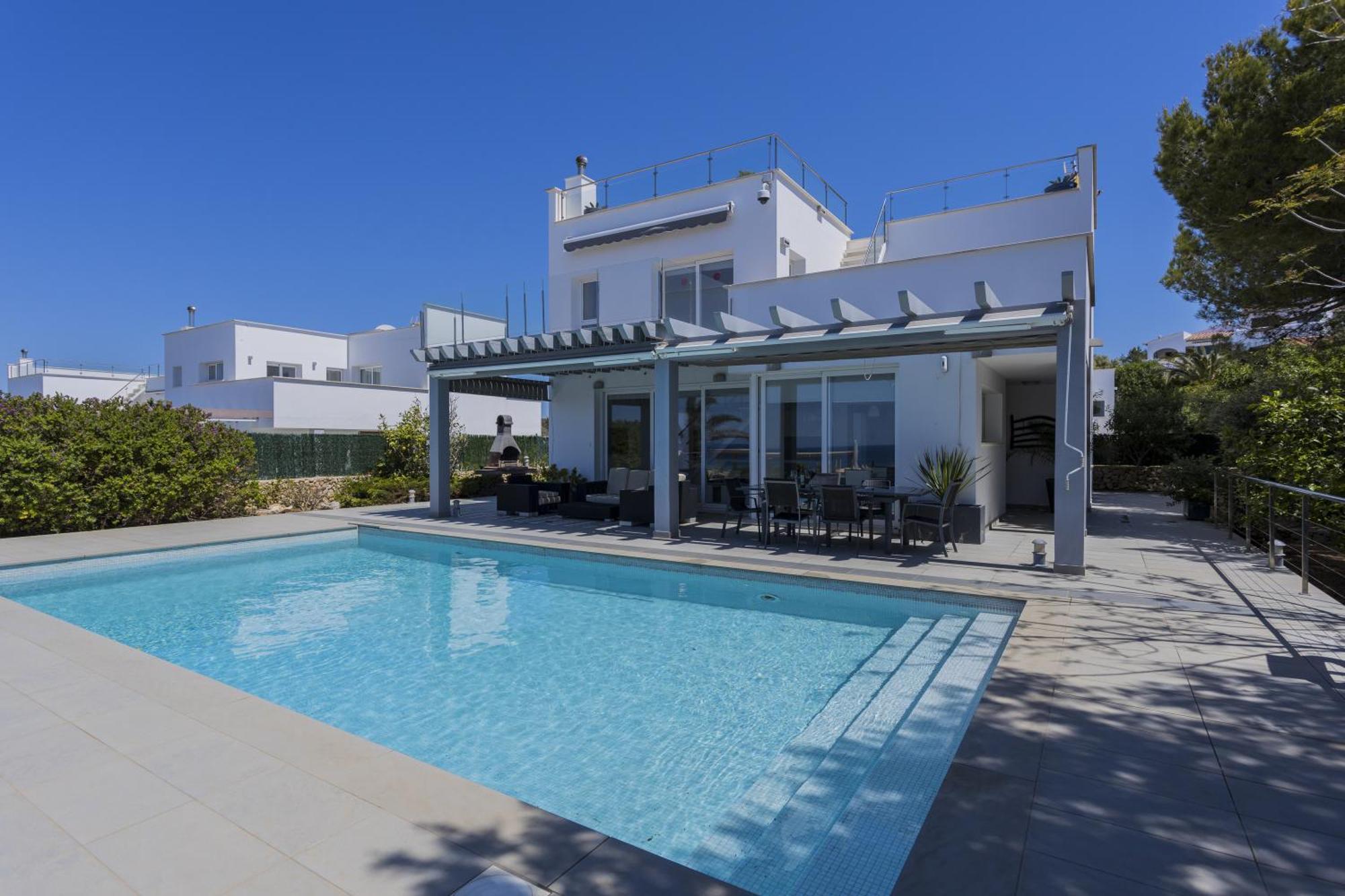 V196 Brisa Villa