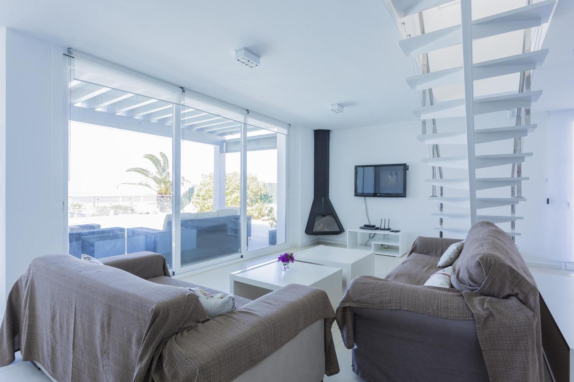 V196 Brisa Villa