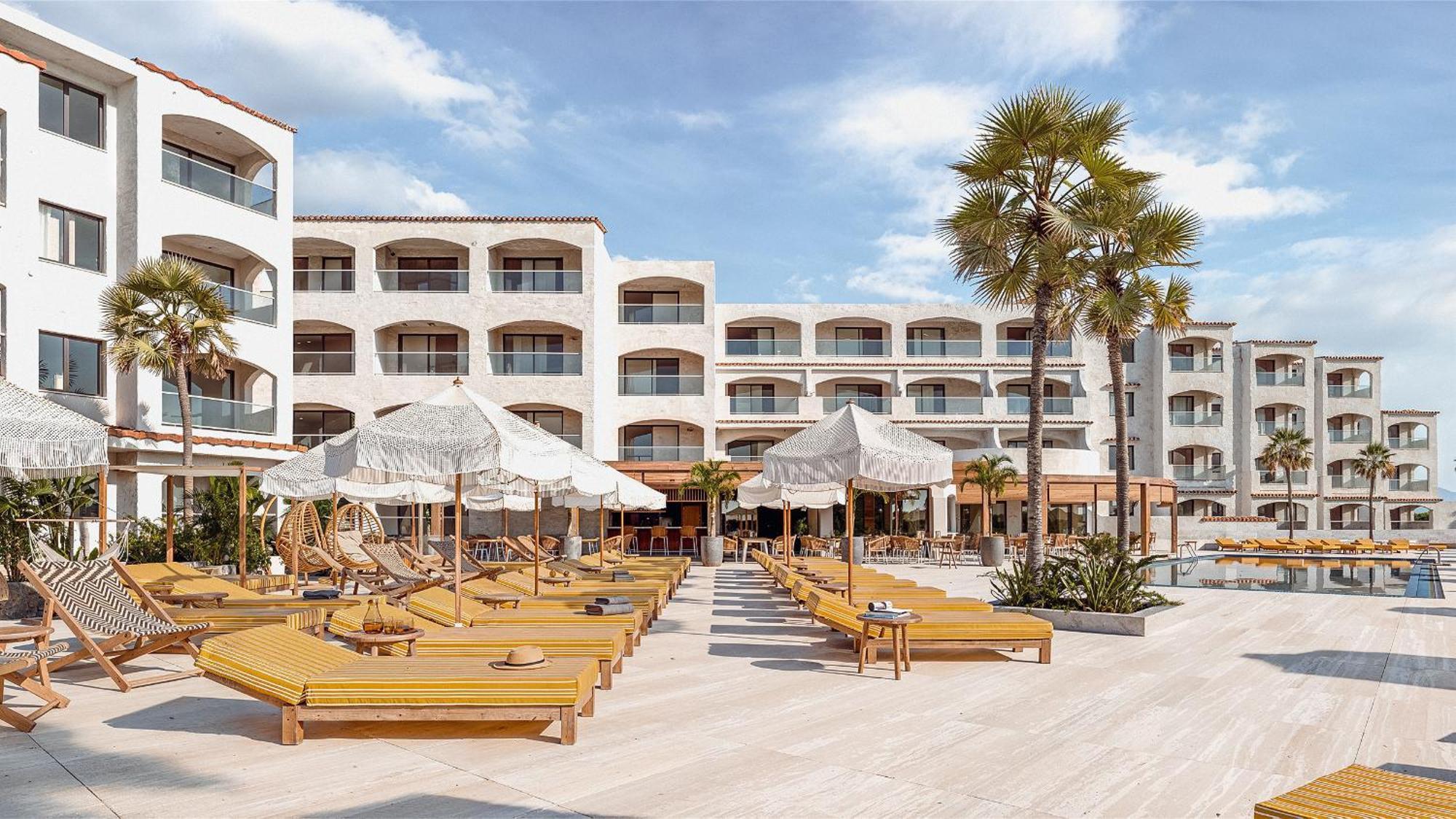 Hotel Globales Marina 4*