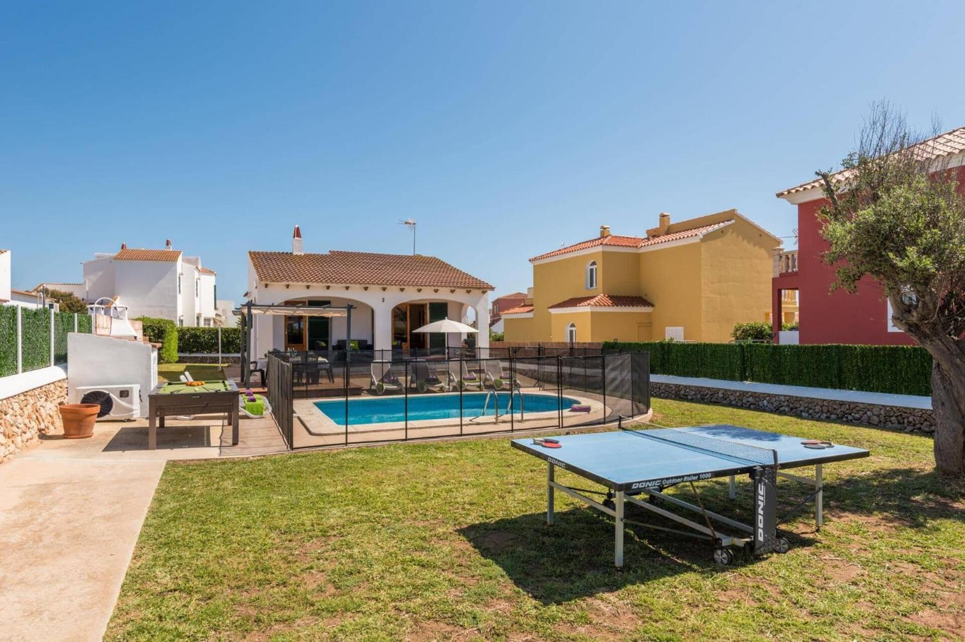 Pomelo By Cala'N Blanes (Menorca)