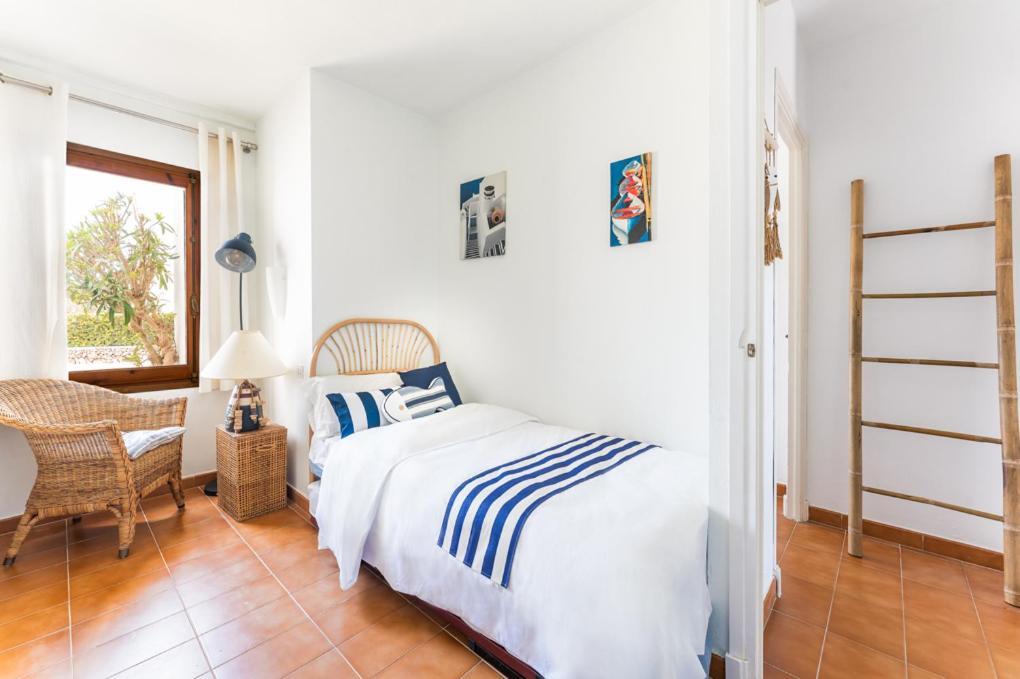 Con Vistas En Arenal Den Castell Apartamento