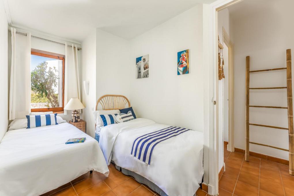 Con Vistas En Arenal Den Castell Apartamento *