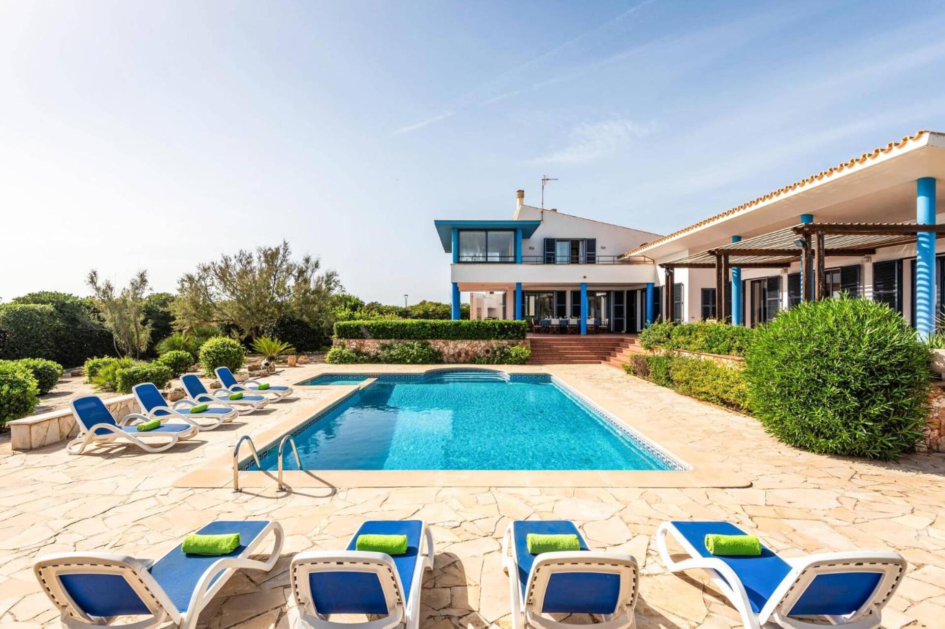 Thalassa By