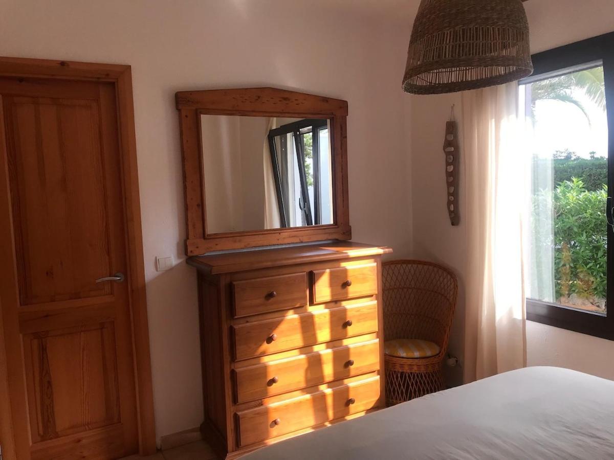 Casa Menorquina Con Wifi A 2 Minutos De La Playa Exclusiva Familias Son Xoriguer