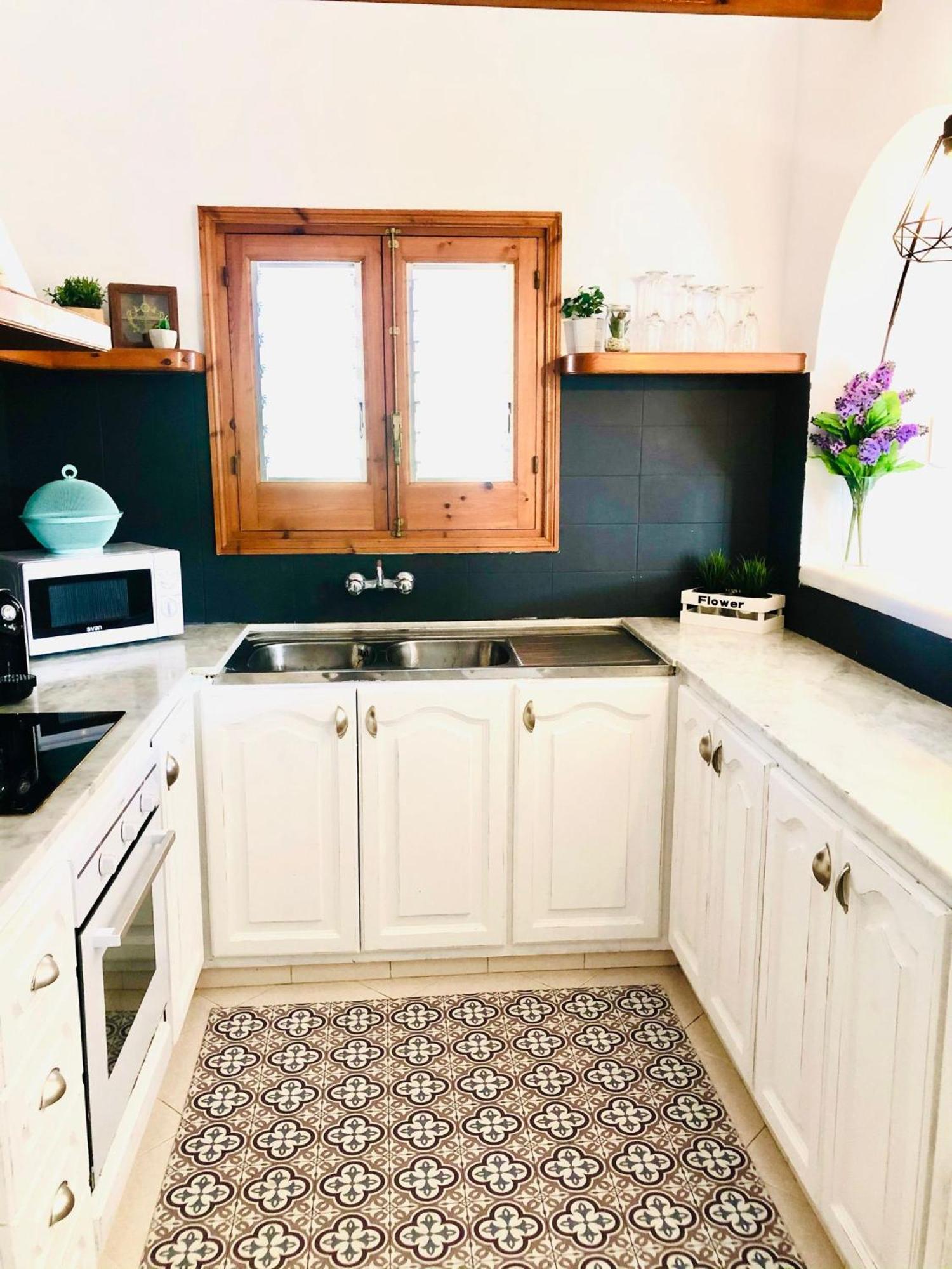 Leon 3 Bedroom Villa, Cap Dartrutx Villa Cala'N Bosch (Menorca)