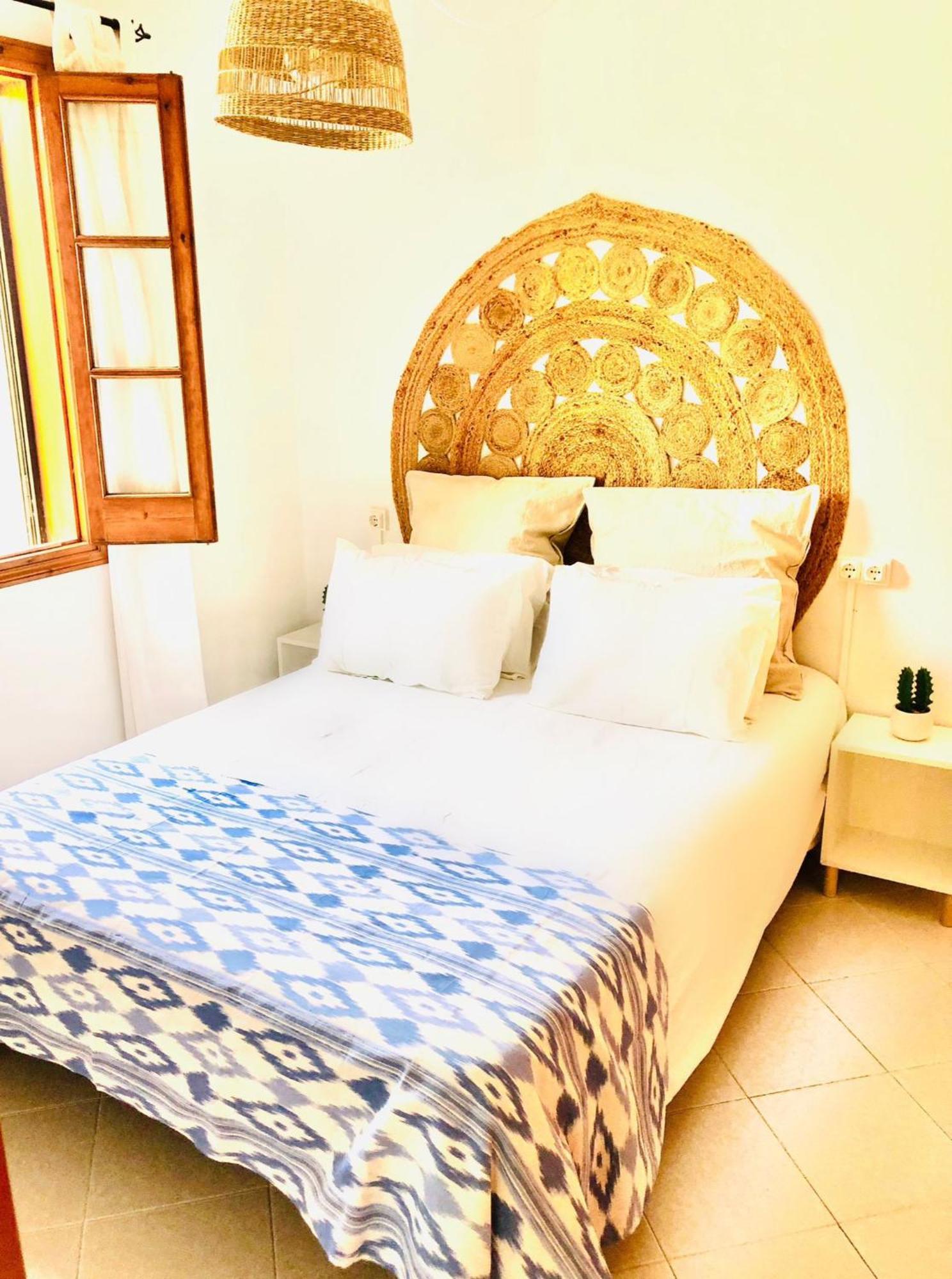Leon 3 Bedroom Villa, Cap Dartrutx Cala'N Bosch (Menorca)