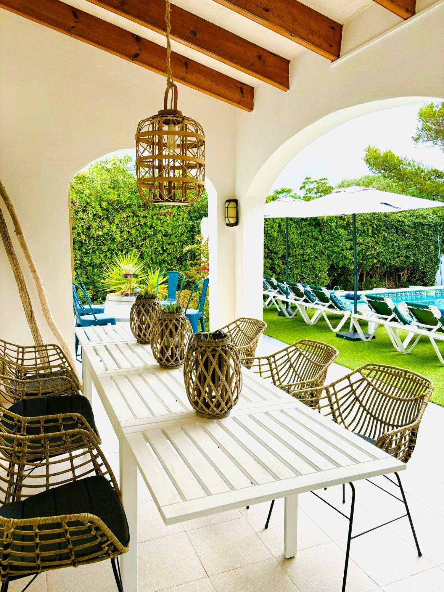 Villa Leon 3 Bedroom Villa, Cap Dartrutx