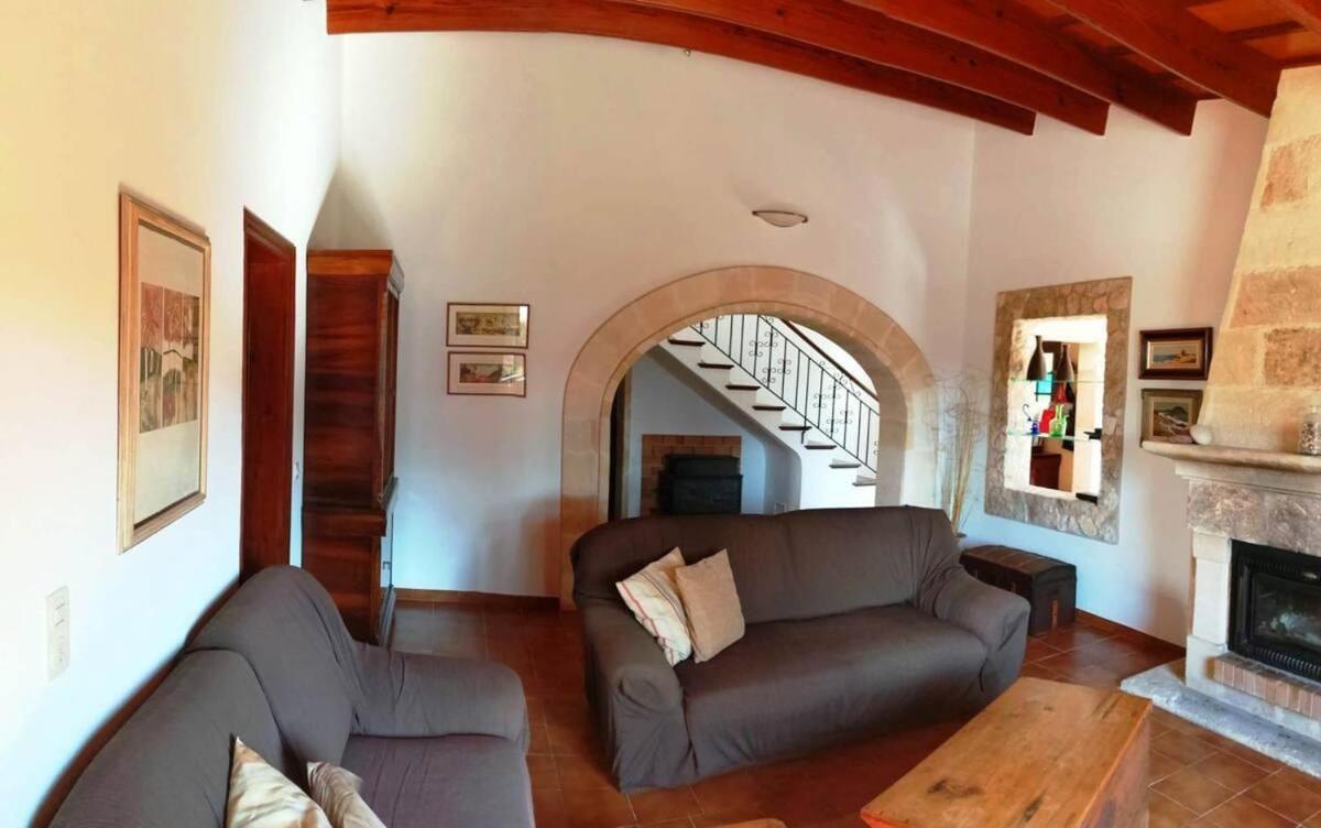 Privada Con Piscina Y Jardin A 200 Metros De La Playa Сasa de vacaciones Sa Caleta