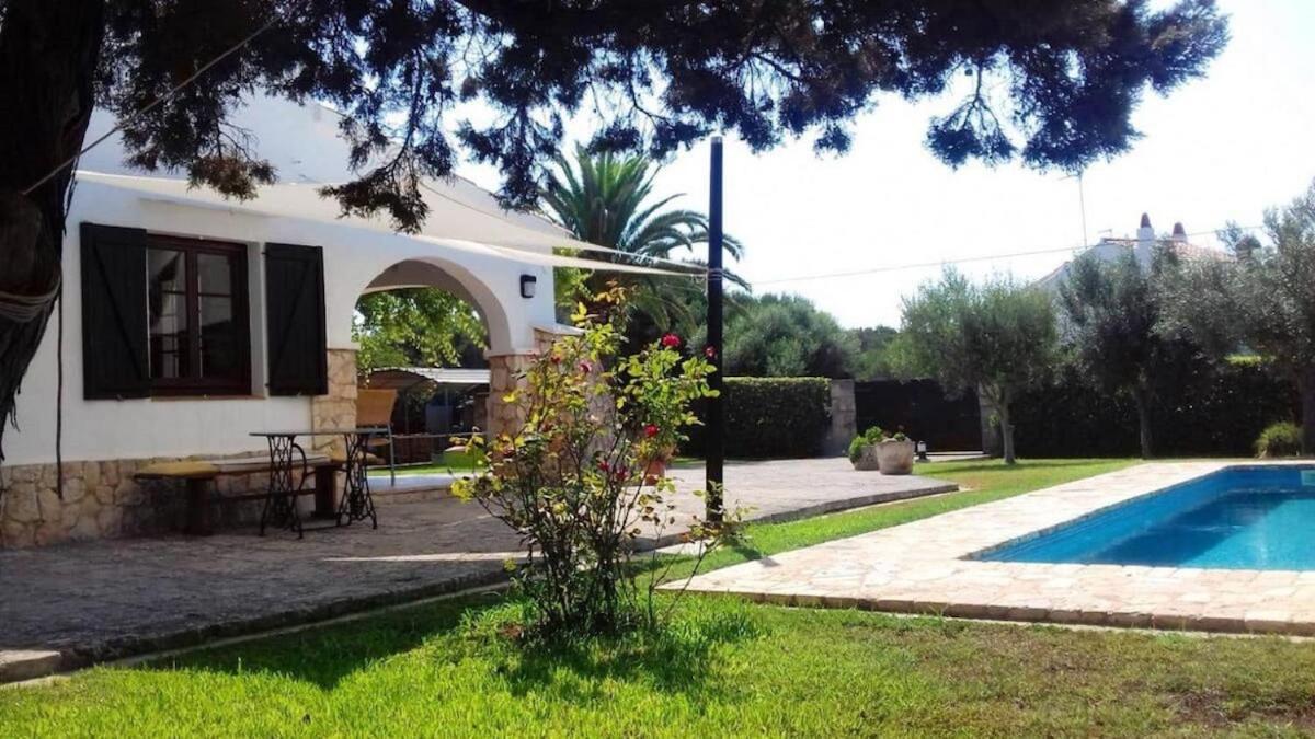 Privada Con Piscina Y Jardin A 200 Metros De La Playa Сasa de vacaciones