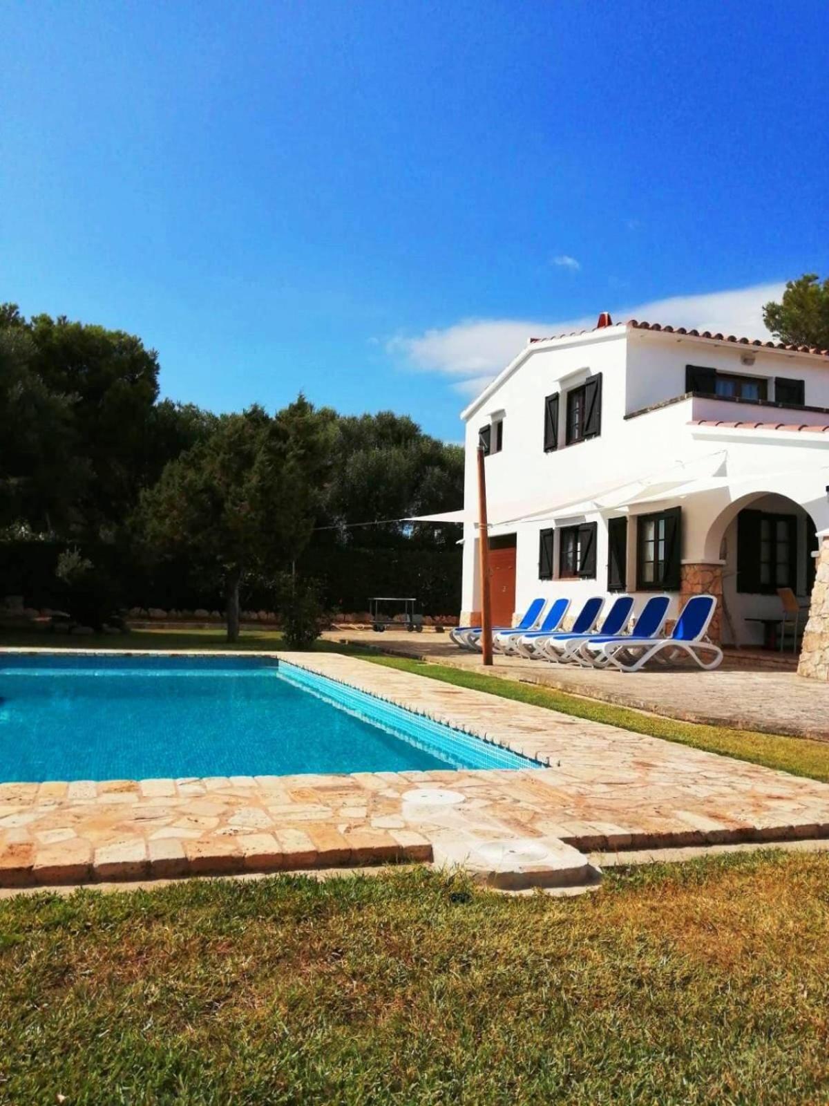 Сasa de vacaciones Privada Con Piscina Y Jardin A 200 Metros De La Playa