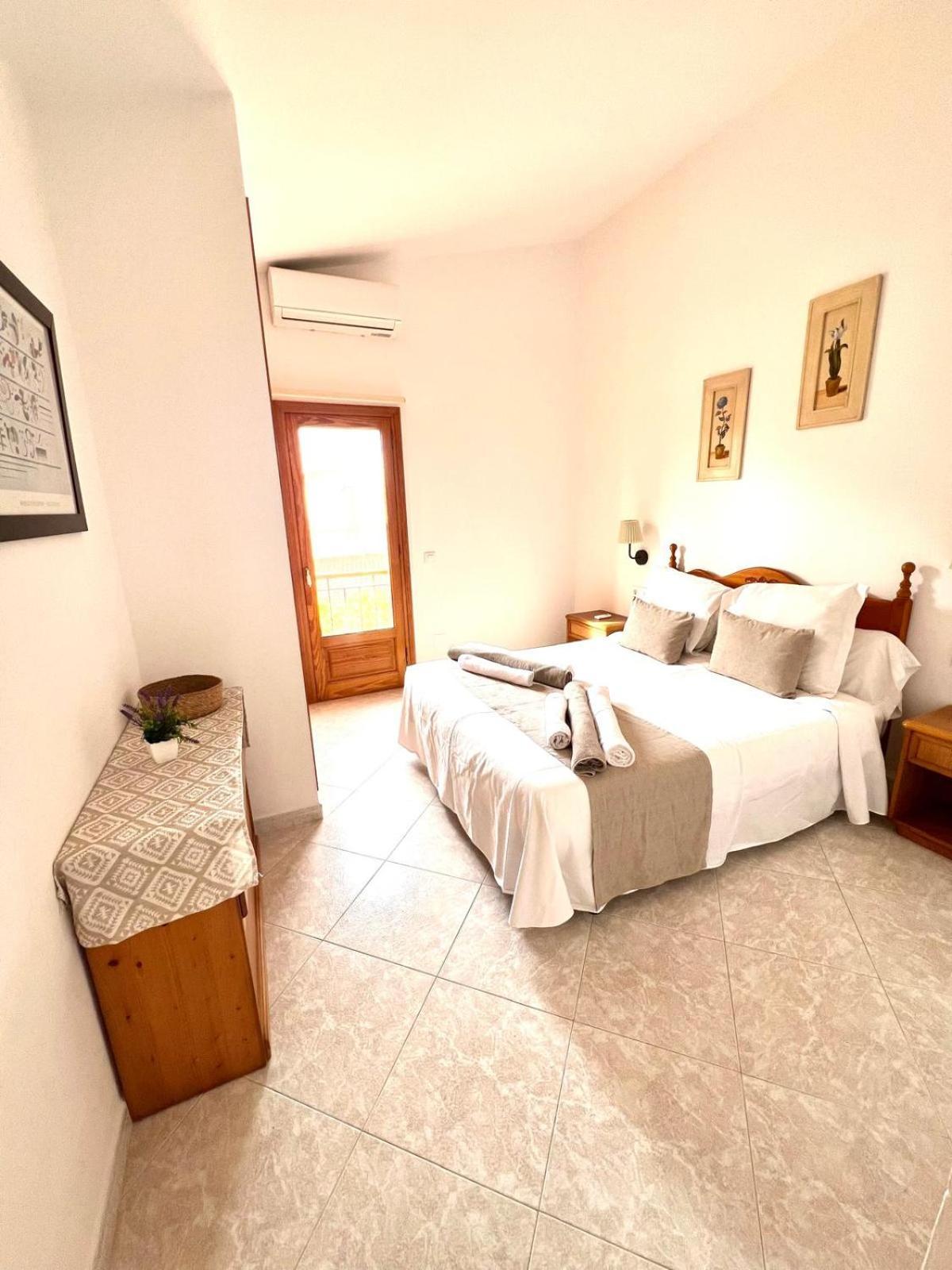 Tonia Cala'N Blanes (Menorca)