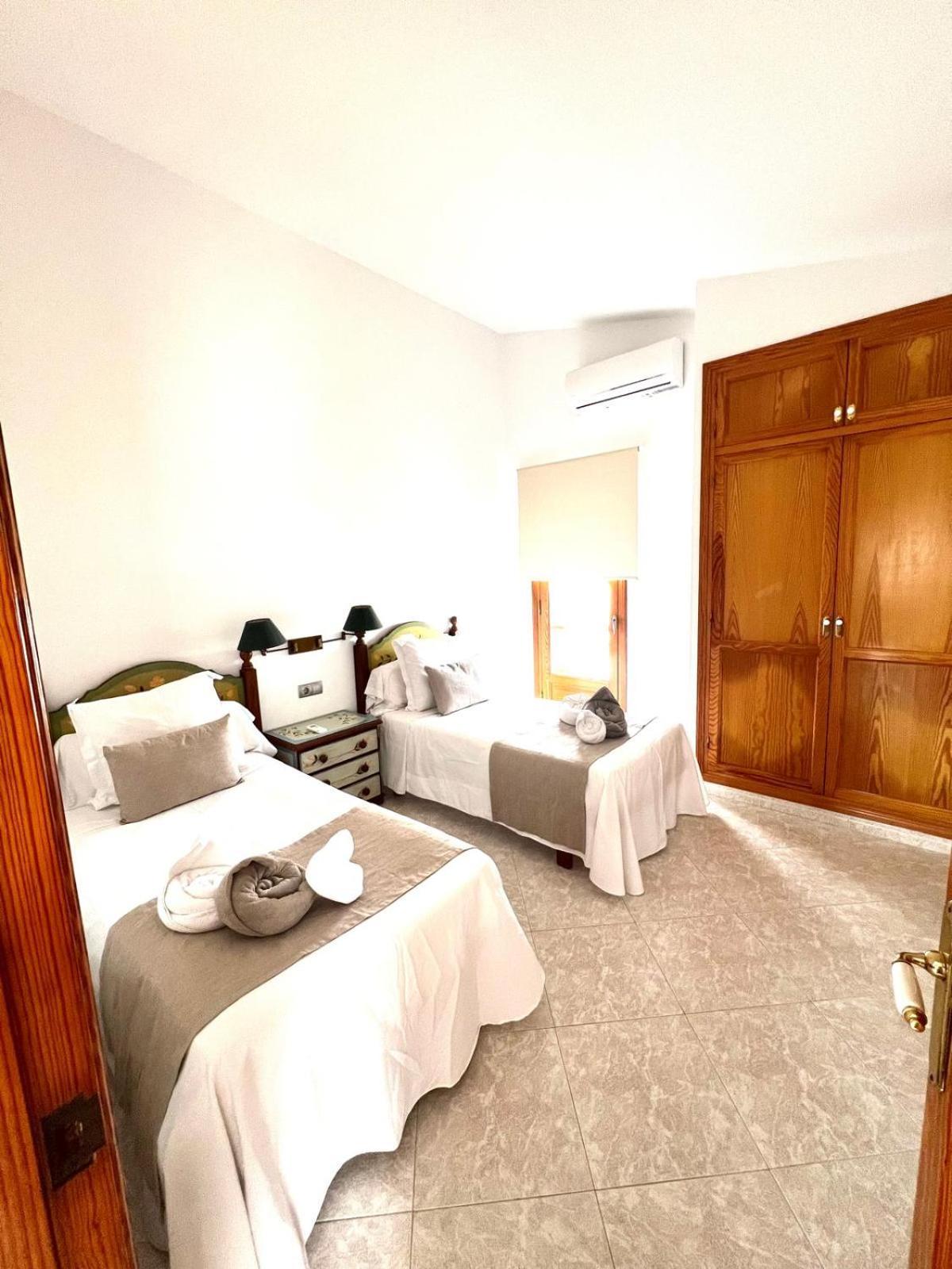 Villa Tonia Cala'N Blanes (Menorca)
