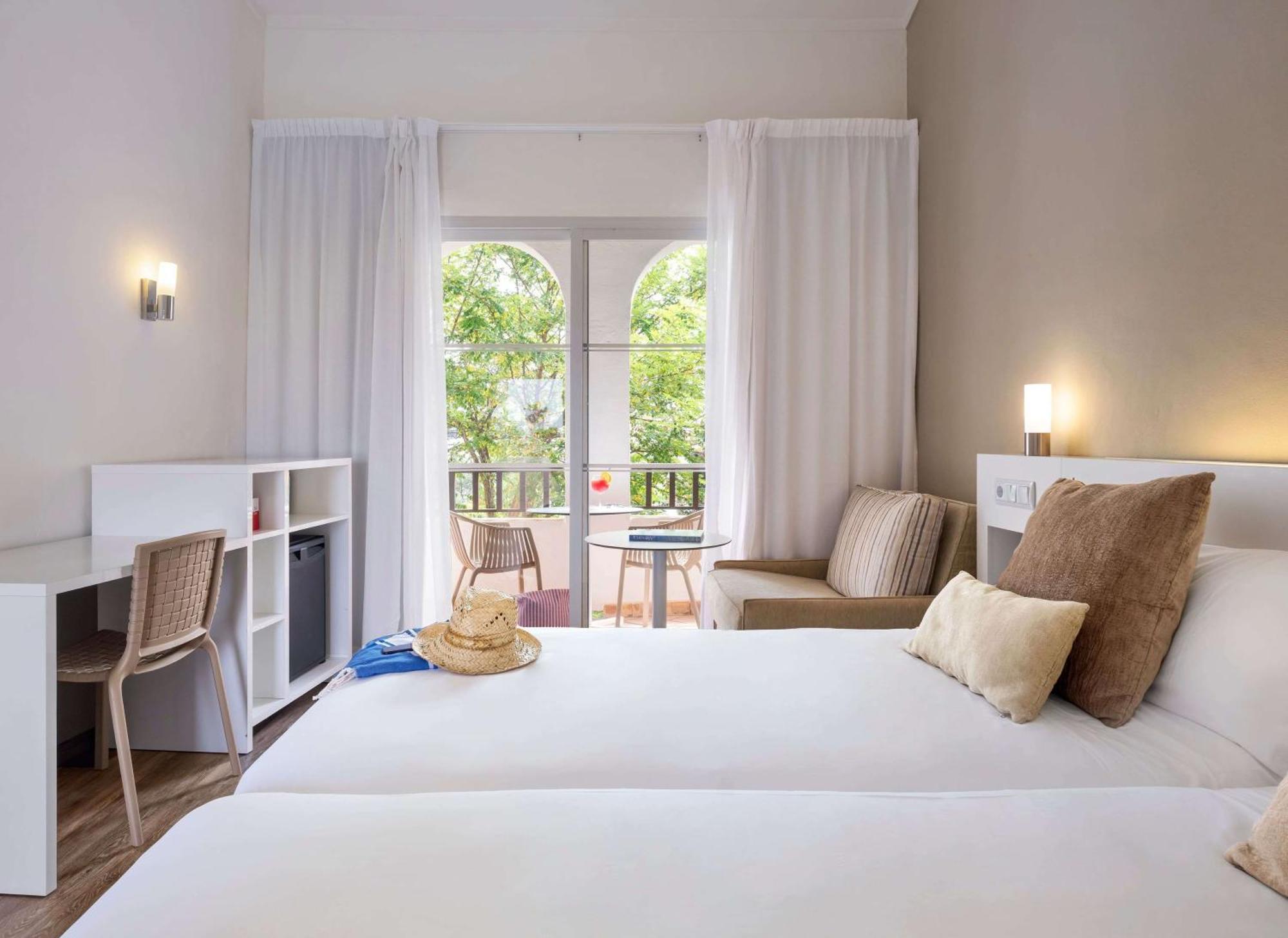Hotel Sol Falco Menorca 4*