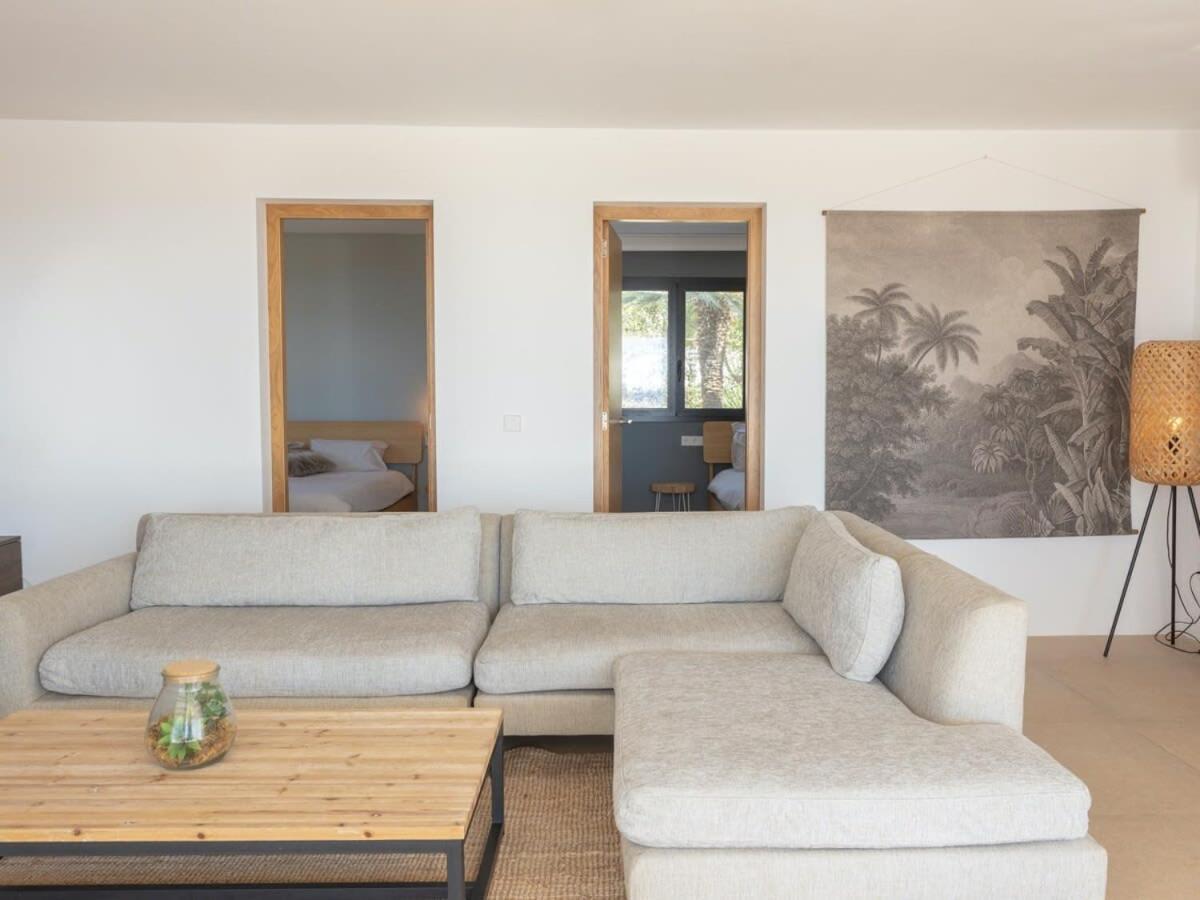 Calina Prime Location Sea Views Holiday home *