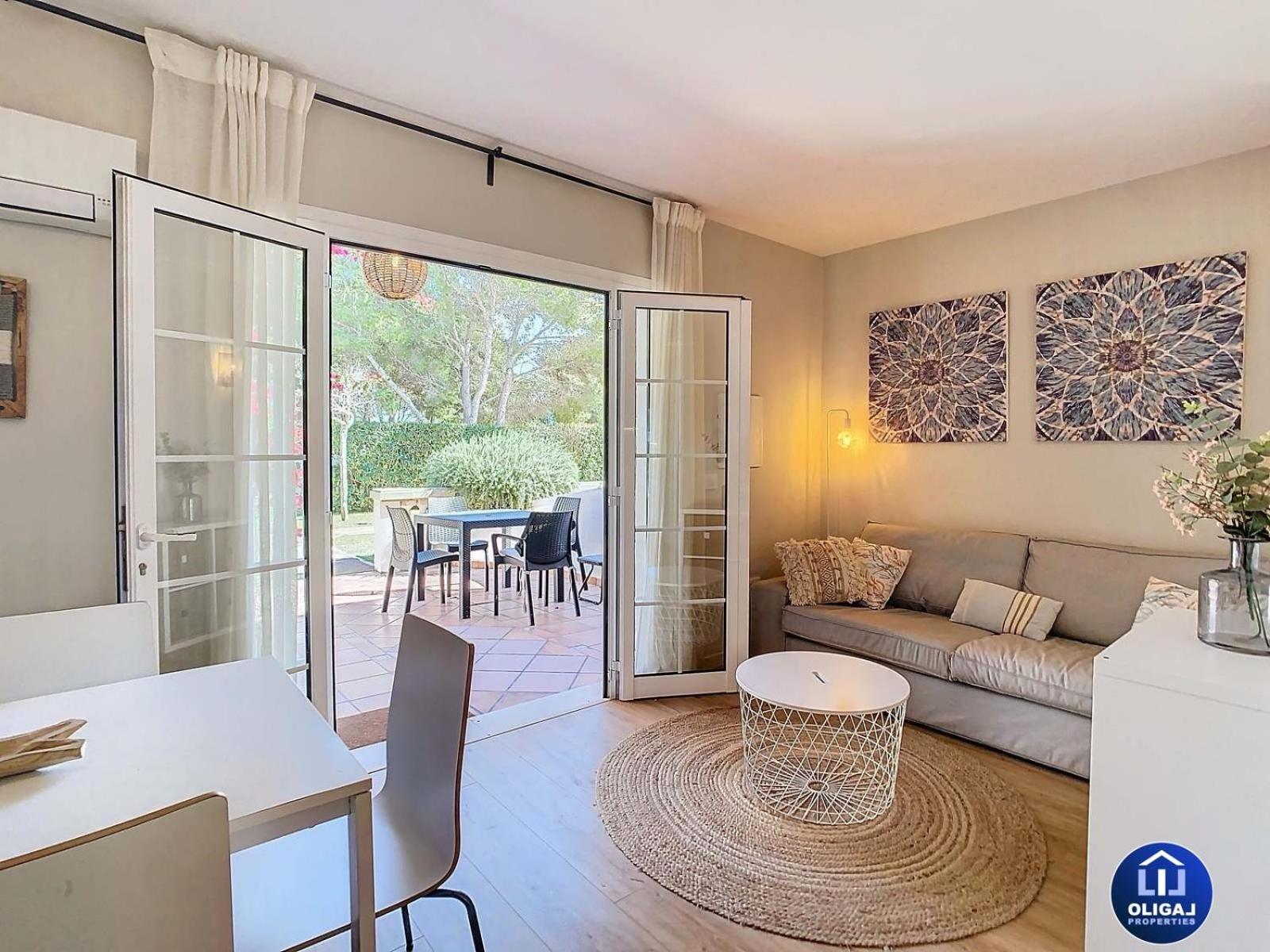 Apartamento Alfredo, Con Piscina, Terraza Y Jardin Privado *