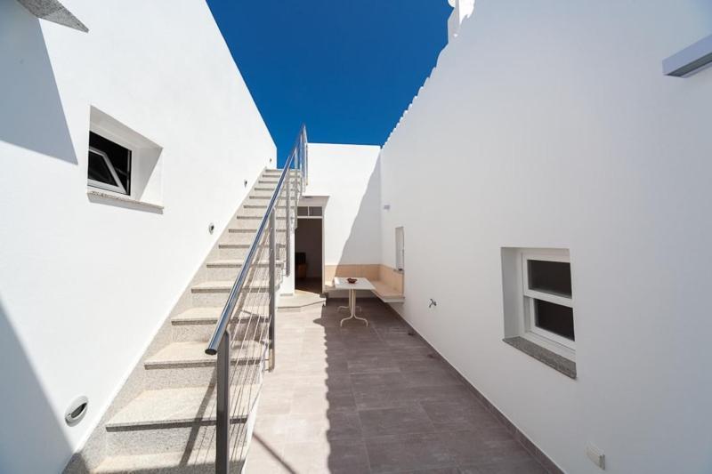 Ficula Vell Beachfront With Private Pool