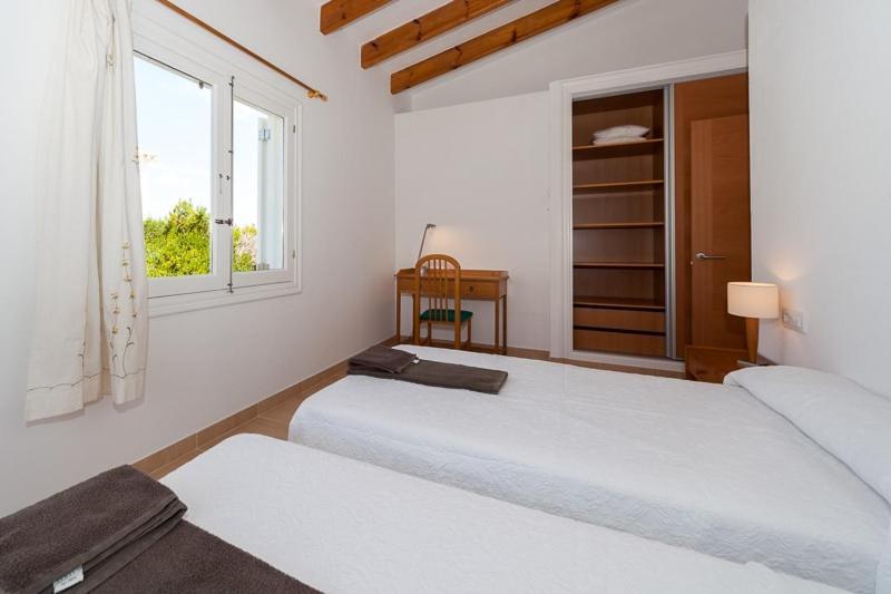 Villa Ficula Vell Beachfront With Private Pool