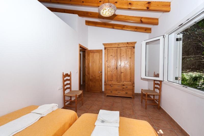 Ficula Vell Beachfront With Private Pool *