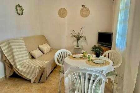 Apartamento En Planta Baja Junto La Playa *