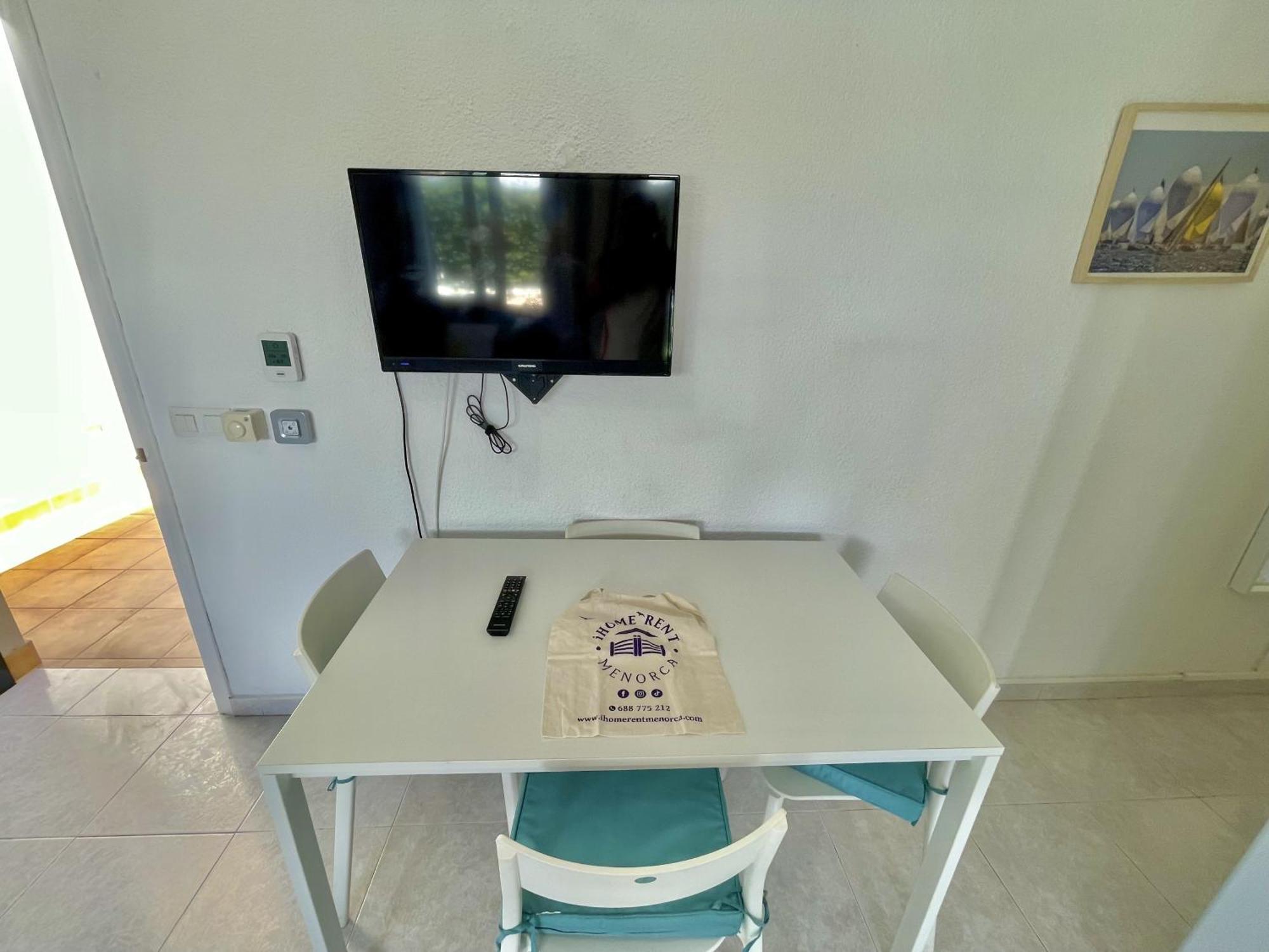 Bajo Con Jardín Y Piscina - Forcat. Apartamento