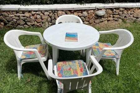 Apartamento Bajo Con Jardín Y Piscina - Forcat. *