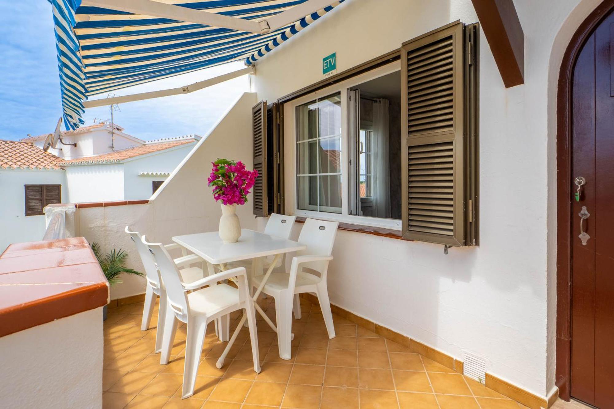 Holiday home Preciosos Reformados En *