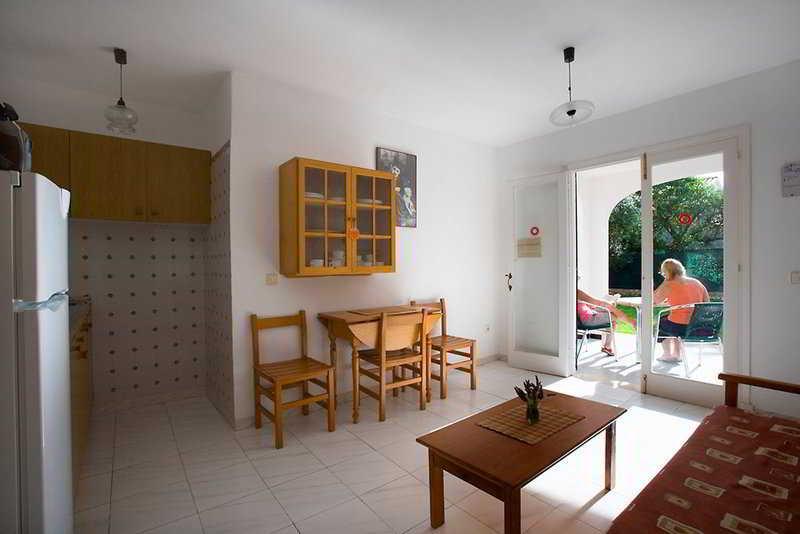 California I & Ii Apartment *