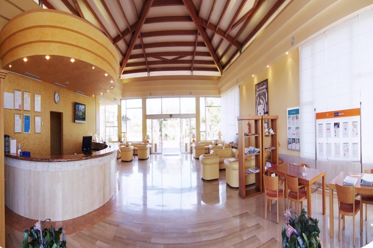 Zafiro Menorca Apartahotel 4*