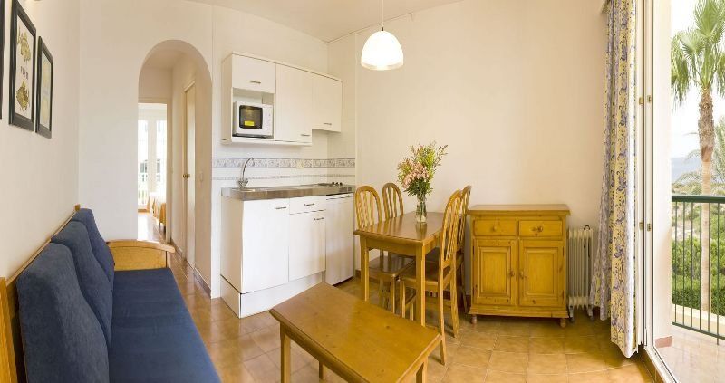 Globales Binimar Apartahotel Cala'N Blanes (Menorca)
