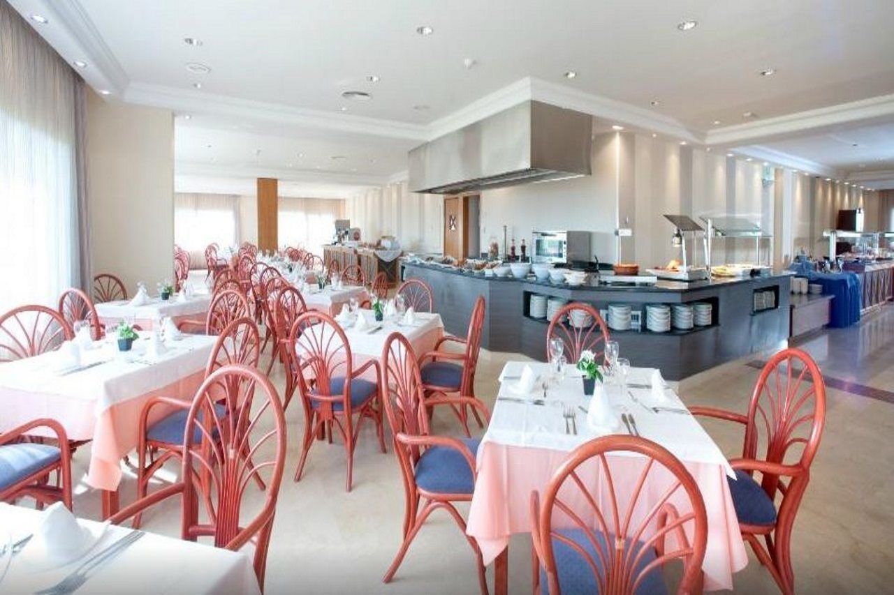Grupotel Tamariscos Hotel 3*