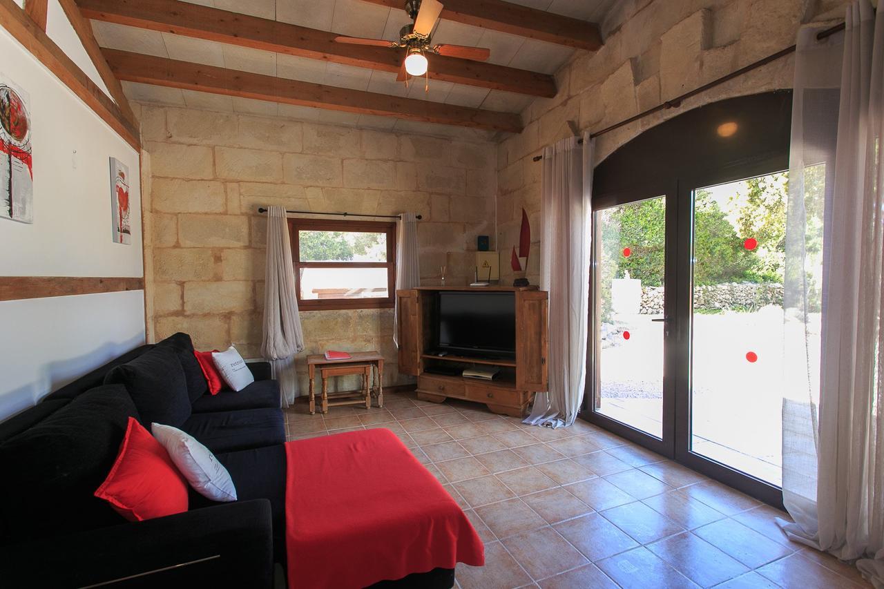Tres Pinos Villa Sant Lluís
