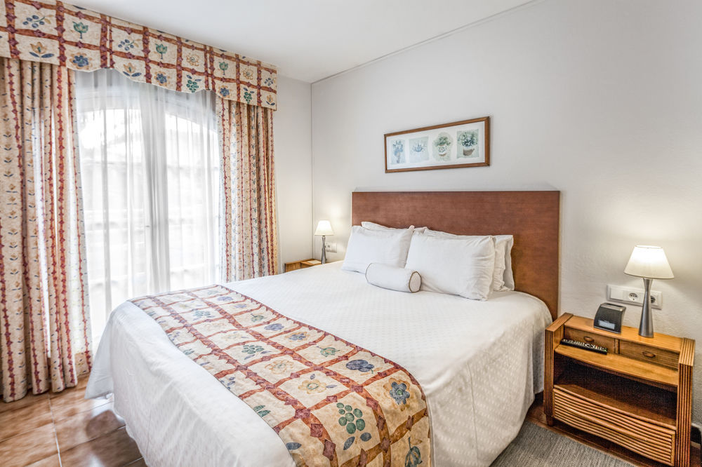 Aparthotel White Sands Club 3*