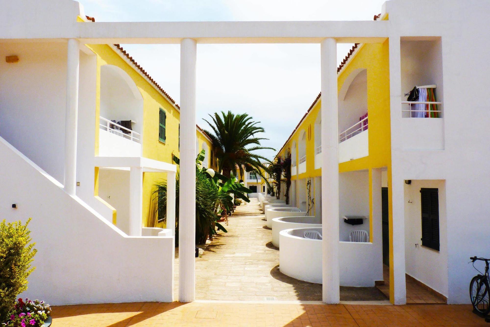 Aparthotel Cales De Ponent