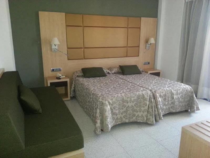 Talayot Hotel Cala'N Blanes (Menorca)
