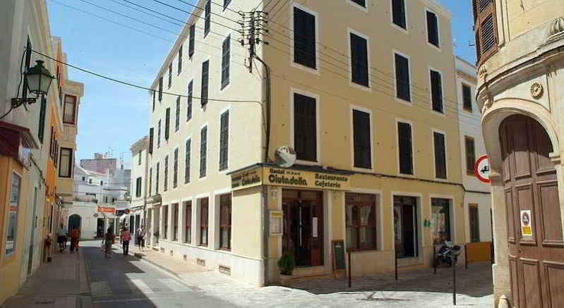 Sagitario Ciutadella Hostel *