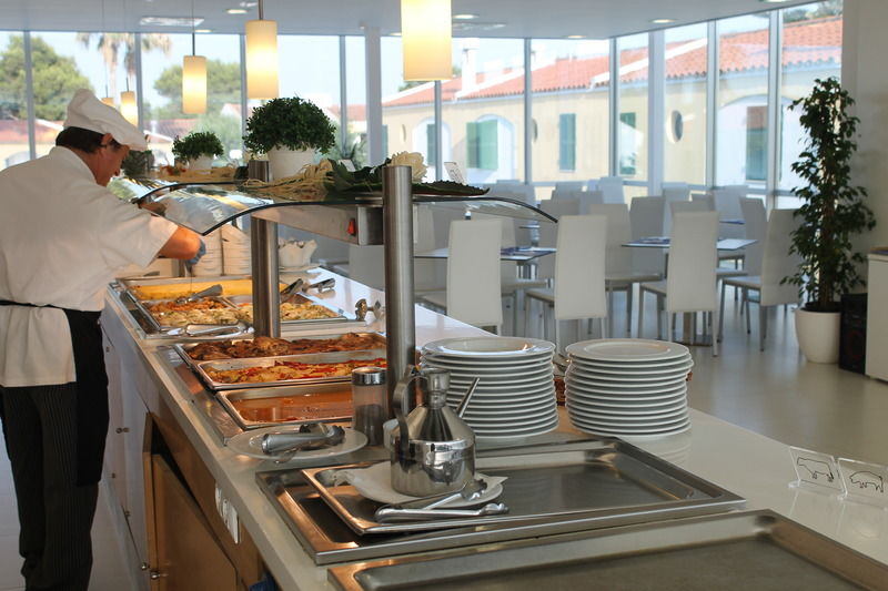 Cales De Ponent Aparthotel 2*