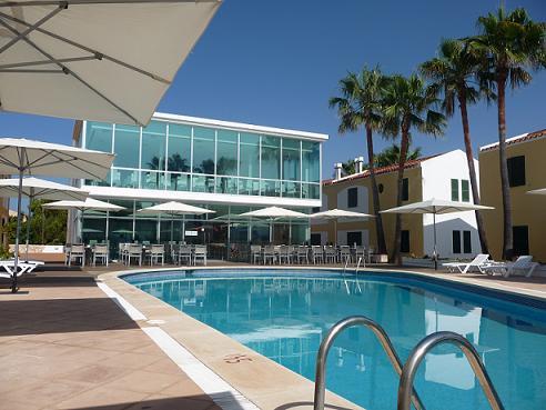 Aparthotel Cales De Ponent 2*